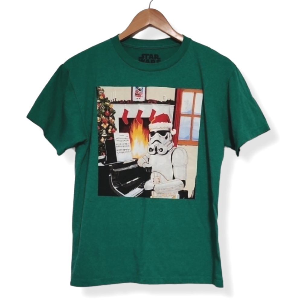 STAR WARS Storm Trooper Christmas Graphic Tee L 12 Boys Girls Kids Santa Hat - Picture 6 of 10
